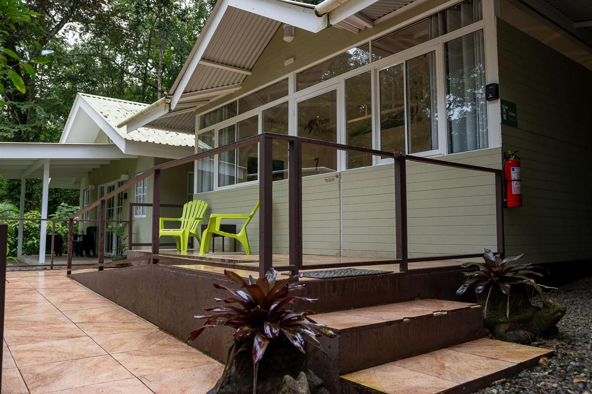 Jaguar Inn Bungalows Puerto Viejo de Talamanca Luaran gambar